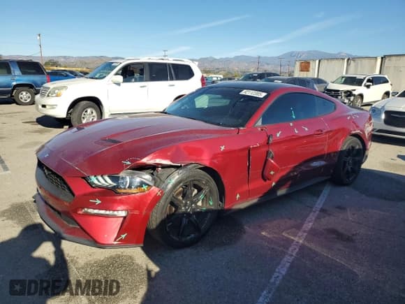 ✅ 2019 Ford Mustang EcoBoost • VIN: 1FA6P8TH1K5118902 • Lot: 92112385. Listed on Copart with 81,587 mi. Free auction sales archive from the USA and detailed vehicle history report at DreamBid. Image 1.