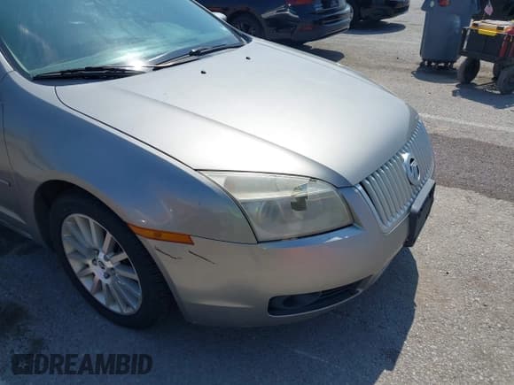 ✅ 2008 Mercury Milan Premier • VIN: 3MEHM08108R601231 • Lot: 43189336. Wystawiony na IAAI z przebiegiem 273 989 mil. Bezpłatny archiwum sprzedaży aukcyjnych z USA i szczegółowy raport historii pojazdu na DreamBid. Zdjęcie 14.