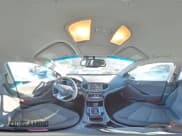 ✅ 2019 Hyundai Ioniq • VIN: KMHC65LDXKU164306 • Lot: 86698824. Wystawiony na Copart z przebiegiem 69 759 mil. Bezpłatny archiwum sprzedaży aukcyjnych z USA i szczegółowy raport historii pojazdu na DreamBid. Zdjęcie 12.