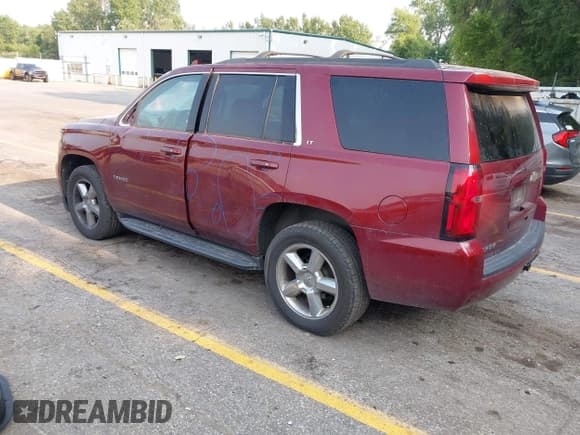 ✅ 2017 Chevrolet Tahoe LT • VIN: 1GNSKBKC9HR285981 • Lot: 42880646. Listed on IAAI with 216,293 mi. Free auction sales archive from the USA and detailed vehicle history report at DreamBid. Image 3.