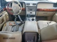 ✅ 2006 Lincoln Navigator Luxury • VIN: 5LMFU27506LJ01437 • Lot: 62932185. Listed on Copart with 266,153 mi. Free auction sales archive from the USA and detailed vehicle history report at DreamBid. Image 8.