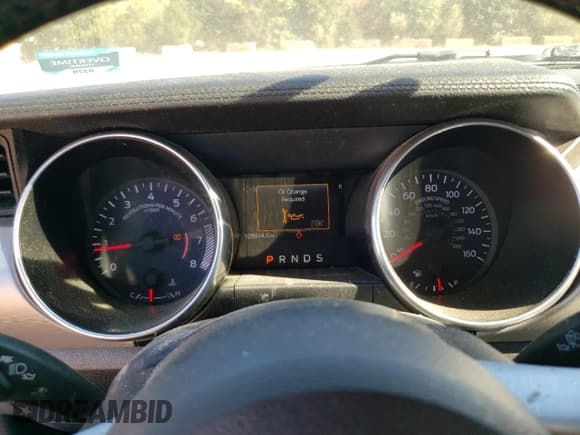 ✅ 2019 Ford Mustang EcoBoost Premium • VIN: 1FATP8UHXK5149034 • Lot: 82496025. Listed on Copart with 128,244 mi. Free auction sales archive from the USA and detailed vehicle history report at DreamBid. Image 9.