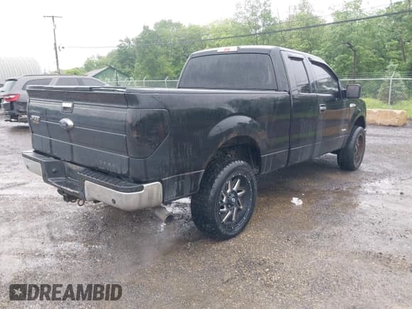 ✅ 2014 Ford F-150 XL • VIN: 1FTFX1ET6EKF41306 • Lot: 42324422. Listed on IAAI with 216,065 mi. Free auction sales archive from the USA and detailed vehicle history report at DreamBid. Image 4.