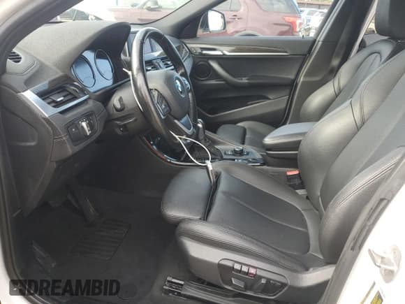 ✅ 2018 BMW X2 xDrive28i • VIN: WBXYJ5C39JEF71063 • Lot: 90145395. Wystawiony na Copart z przebiegiem 150 771 mil. Bezpłatny archiwum sprzedaży aukcyjnych z USA i szczegółowy raport historii pojazdu na DreamBid. Zdjęcie 7.