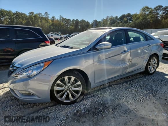 ✅ 2013 Hyundai Sonata SE • VIN: 5NPEC4AC2DH809862 • Lot: 87446355. Listed on Copart with 104,027 mi. Free auction sales archive from the USA and detailed vehicle history report at DreamBid. Image 1.