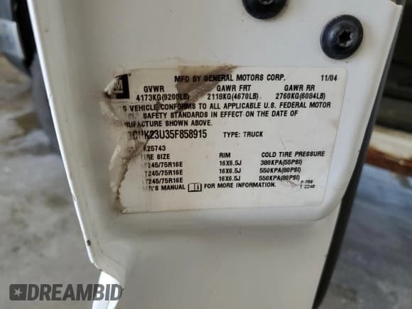 ✅ 2005 Chevrolet Silverado 2500HD LS • VIN: 1GCHK23U35F858915 • Лот: 69468365. Опубликован ранее на Copart с пробегом Не указан. Бесплатный доступ к архиву аукционных продаж из США и подробный отчёт об истории автомобиля на DreamBid. Изображение 12.