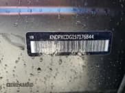 ✅ 2025 Kia Sportage SX-Prestige • VIN: KNDPXCDG1S7176844 • Lot: 63322285. Wystawiony na Copart z przebiegiem 18 322 mil. Bezpłatny archiwum sprzedaży aukcyjnych z USA i szczegółowy raport historii pojazdu na DreamBid. Zdjęcie 14.