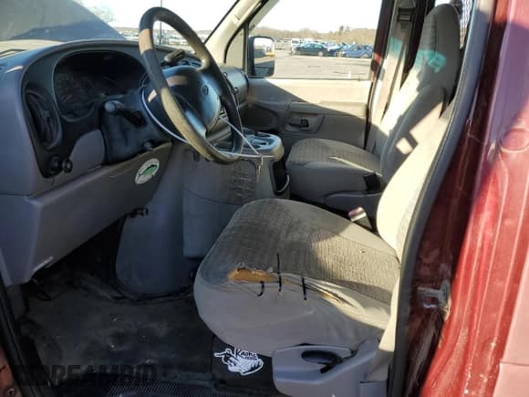 ✅ 2002 Ford Econoline Cargo • VIN: 1FTNE24292HA51435 • Lot: 87125034. Wystawiony na Copart z przebiegiem 105 311 mil. Bezpłatny archiwum sprzedaży aukcyjnych z USA i szczegółowy raport historii pojazdu na DreamBid. Zdjęcie 7.