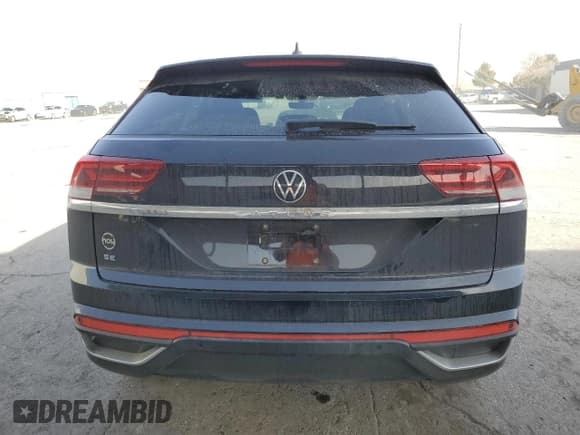 ✅ 2023 Volkswagen Atlas SE • VIN: 1V2JC2CA1PC227779 • Lot: 89317485. Wystawiony na Copart z przebiegiem 21 833 mil. Bezpłatny archiwum sprzedaży aukcyjnych z USA i szczegółowy raport historii pojazdu na DreamBid. Zdjęcie 6.