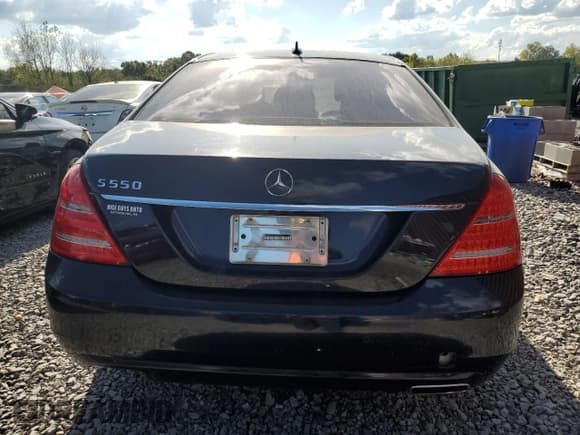 ✅ 2011 Mercedes-Benz S 550 • VIN: WDDNG7BB7BA374973 • Lot: 81963815. Listed on Copart with 150,882 mi. Free auction sales archive from the USA and detailed vehicle history report at DreamBid. Image 6.