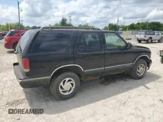 ✅ 1996 Chevrolet Blazer • VIN: 1GNDT13W8T2222722 • Lot: 65243055. Wystawiony na Copart z przebiegiem 195 725 mil. Bezpłatny archiwum sprzedaży aukcyjnych z USA i szczegółowy raport historii pojazdu na DreamBid. Zdjęcie 3.