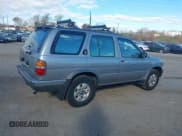 ✅ 1999 Nissan Pathfinder XE • VIN: JN8AR05Y1XW324157 • Lot: 43679298. Wystawiony na IAAI z przebiegiem 163 623 mil. Bezpłatny archiwum sprzedaży aukcyjnych z USA i szczegółowy raport historii pojazdu na DreamBid. Zdjęcie 4.