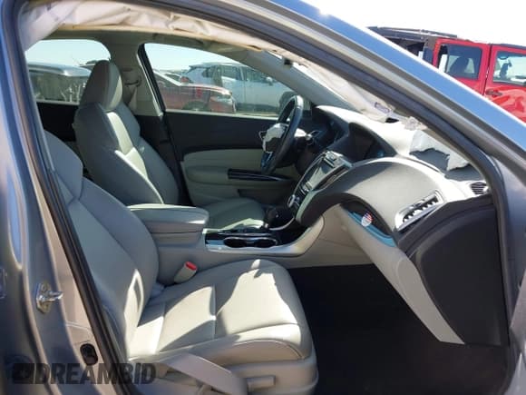 ✅ 2019 Acura TLX • VIN: 19UUB1F30KA010108 • Лот: 41866277. Опубликован ранее на IAAI с пробегом 44 122 миль. Бесплатный доступ к архиву аукционных продаж из США и подробный отчёт об истории автомобиля на DreamBid. Изображение 5.