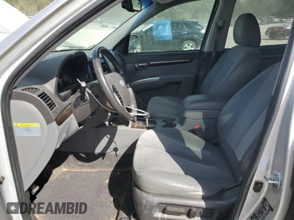 ✅ 2011 Hyundai Santa Fe SE • VIN: 5XYZH4AG5BG065507 • Lot: 76147974. Listed on Copart with 223,522 mi. Free auction sales archive from the USA and detailed vehicle history report at DreamBid. Image 7.