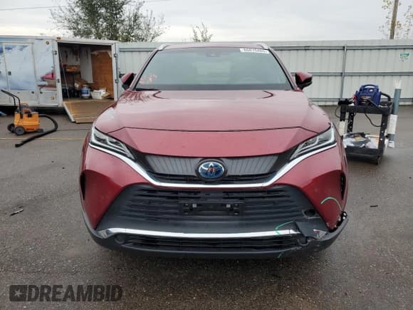 ✅ 2021 Toyota Venza XLE • VIN: JTEAAAAH4MJ072262 • Lot: 86876405. Wystawiony na Copart z przebiegiem 4 860 mil. Bezpłatny archiwum sprzedaży aukcyjnych z USA i szczegółowy raport historii pojazdu na DreamBid. Zdjęcie 5.