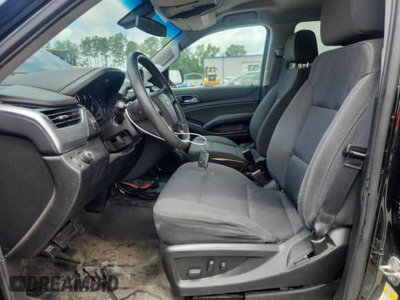 2019 Chevrolet Tahoe Commercial с VIN 1GNLCDEC6KR384581, выставлен на аукционе Copart как лот 64126645 с пробегом 129 471 миль миль и Чистый • Clean title. История ставок и продаж доступна на DreamBid. Изображение 7.