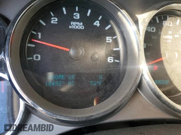 2010 Chevrolet Silverado 1500 LT with VIN 3GCRKSE37AG201388, listed as a Copart auction lot 90482615 with 184,925 mi miles and Salvage title. Bid and sale history available at DreamBid. Image 9.