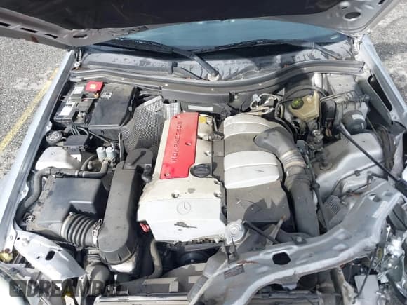 ✅ 2001 Mercedes-Benz SLK 230 Kompressor • VIN: WDBKK49F21F184632 • Lot: 41746350. Listed on IAAI with 130,281 mi. Free auction sales archive from the USA and detailed vehicle history report at DreamBid. Image 10.