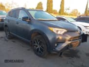 ✅ 2017 Toyota RAV4 SE • VIN: JTMNFREV5HJ701622 • Лот: 43728380. Опубликован ранее на IAAI с пробегом 91 028 миль. Бесплатный доступ к архиву аукционных продаж из США и подробный отчёт об истории автомобиля на DreamBid. Изображение 1.