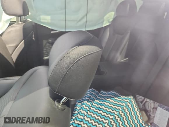 ✅ 2020 Hyundai Santa Fe Limited • VIN: 5NMS53AD6LH147005 • Lot: 63312915. Listed on Copart with 75,255 mi. Free auction sales archive from the USA and detailed vehicle history report at DreamBid. Image 10.