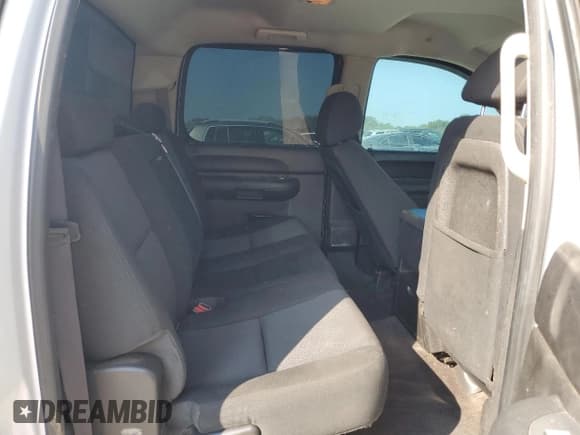 ✅ 2012 Chevrolet Silverado 2500HD LT • VIN: 1GC1KXCG3CF161640 • Лот: 69408605. Опубликован ранее на Copart с пробегом 214 815 миль. Бесплатный доступ к архиву аукционных продаж из США и подробный отчёт об истории автомобиля на DreamBid. Изображение 10.