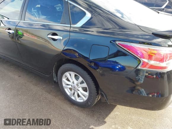 ✅ 2014 Nissan Altima S • VIN: 1N4AL3AP9EC191230 • Лот: 43572820. Опубликован ранее на IAAI с пробегом 207 875 миль. Бесплатный доступ к архиву аукционных продаж из США и подробный отчёт об истории автомобиля на DreamBid. Изображение 6.