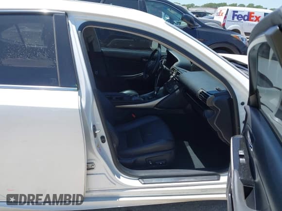 ✅ 2015 Lexus IS 250 • VIN: JTHBF1D25F5063193 • Lot: 42802914. Listed on IAAI with 91,252 mi. Free auction sales archive from the USA and detailed vehicle history report at DreamBid. Image 5.
