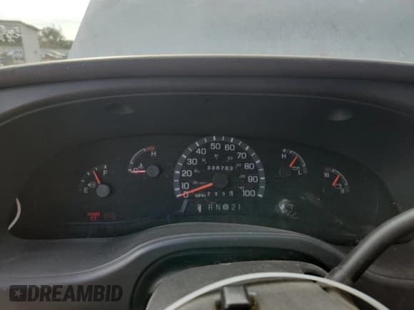 ✅ 2003 Ford Econoline Cargo • VIN: 1FTRE14W03HA91032 • Lot: 92819845. Wystawiony na Copart z przebiegiem 338 783 mil. Bezpłatny archiwum sprzedaży aukcyjnych z USA i szczegółowy raport historii pojazdu na DreamBid. Zdjęcie 9.