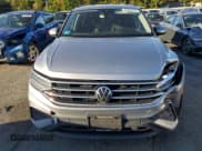 ✅ 2022 Volkswagen Tiguan S • VIN: 3VV0B7AX4NM041378 • Lot: 84607015. Listed on Copart with 95,305 mi. Free auction sales archive from the USA and detailed vehicle history report at DreamBid. Image 5.