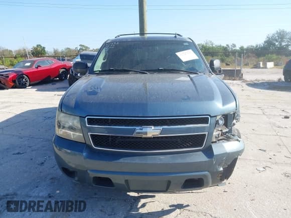✅ 2008 Chevrolet Suburban 3LT • VIN: 3GNFC160X8G162523 • Lot: 41527311. Listed on IAAI with 245,195 mi. Free auction sales archive from the USA and detailed vehicle history report at DreamBid. Image 12.