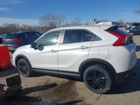 ✅ 2020 Mitsubishi Eclipse Cross LE • VIN: JA4AT4AA8LZ019061 • Lot: 41645921. Listed on IAAI with 80,293 mi. Free auction sales archive from the USA and detailed vehicle history report at DreamBid. Image 15.
