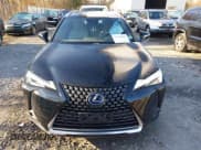 ✅ 2019 Lexus UX 250h • VIN: JTHU9JBH0K2019055 • Lot: 43726705. Wystawiony na IAAI z przebiegiem 56 967 mil. Bezpłatny archiwum sprzedaży aukcyjnych z USA i szczegółowy raport historii pojazdu na DreamBid. Zdjęcie 12.
