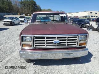 ✅ 1983 Ford F-150 • VIN: 1FTDF15F8DLA54184 • Лот: 50613225. Опубликован ранее на Copart с пробегом 92 271 миль. Бесплатный доступ к архиву аукционных продаж из США и подробный отчёт об истории автомобиля на DreamBid. Изображение 5.