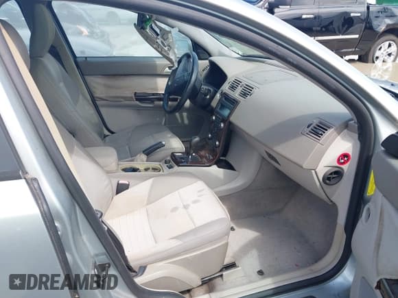 ✅ 2006 Volvo V50 2.4L • VIN: YV1MW382X62201399 • Lot: 42800646. Listed on IAAI with 170,364 mi. Free auction sales archive from the USA and detailed vehicle history report at DreamBid. Image 5.