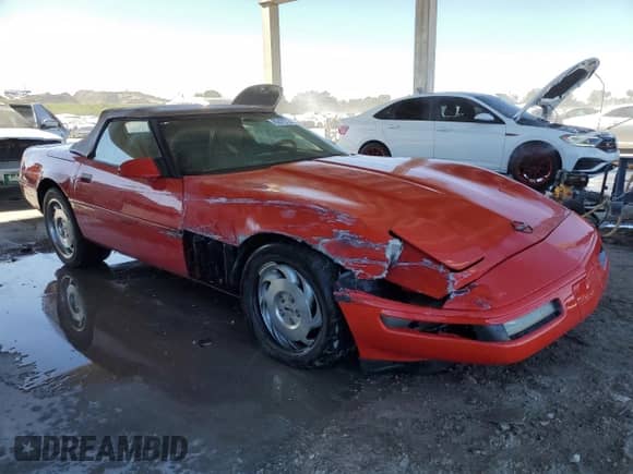1991 Chevrolet Corvette with VIN 1G1YY3389M5108553, listed as a Copart auction lot 82470724 with 163,967 mi miles and Salvage title. Bid and sale history available at DreamBid. Image 4.