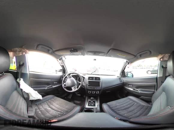 2018 Mitsubishi Outlander SE с VIN JA4AR3AW8JU020015, выставлен на аукционе IAAI как лот 42460465 с пробегом 76 823 миль миль и . История ставок и продаж доступна на DreamBid. Изображение 18.