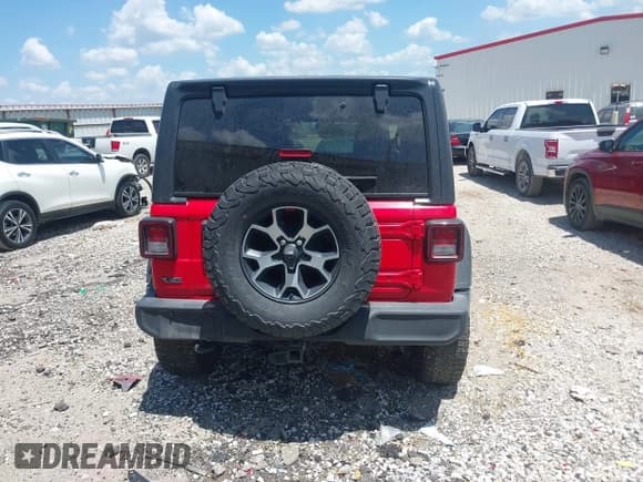 ✅ 2020 Jeep Wrangler Unlimited Sport S • VIN: 1C4HJXDN0LW121515 • Lot: 42826642. Listed on IAAI with 95,942 mi. Free auction sales archive from the USA and detailed vehicle history report at DreamBid. Image 16.