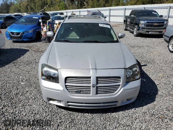 2005 Dodge Magnum RT с VIN 2D8GV58285H636754, выставлен на аукционе Copart как лот 47697955 с пробегом 150 660 миль миль и Списание • Salvage title. История ставок и продаж доступна на DreamBid. Изображение 5.