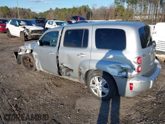 ✅ 2011 Chevrolet HHR 1LT • VIN: 3GNBABFW2BS511872 • Lot: 41213613. Listed on IAAI with 182,508 mi. Free auction sales archive from the USA and detailed vehicle history report at DreamBid. Image 3.