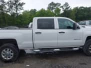 ✅ 2015 Chevrolet Silverado 2500HD LT • VIN: 1GC1KVEG8FF150588 • Lot: 42187227. Wystawiony na IAAI z przebiegiem 212 389 mil. Bezpłatny archiwum sprzedaży aukcyjnych z USA i szczegółowy raport historii pojazdu na DreamBid. Zdjęcie 13.