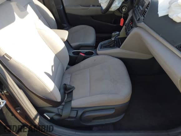 2017 Hyundai Elantra SE с VIN 5NPD74LF1HH192466, выставлен на аукционе IAAI как лот 43119981 с пробегом 112 194 миль миль и . История ставок и продаж доступна на DreamBid. Изображение 5.