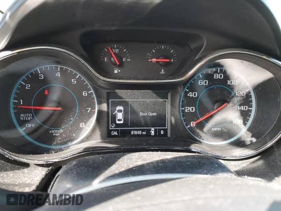 2018 Chevrolet Cruze LS z VIN 1G1BC5SMXJ7171708, wystawiony jako Copart lot #90516365 z przebiegiem 81 649 mil mil oraz Nie do naprawy • Non repairable. Historia ofert i sprzedaży dostępna na DreamBid. Obrazek 9.