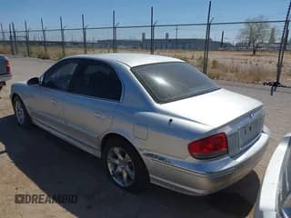 ✅ 2002 Hyundai Sonata • VIN: KMHWF25S92A661453 • Lot: 42304453. Wystawiony na IAAI z przebiegiem 93 192 mil. Bezpłatny archiwum sprzedaży aukcyjnych z USA i szczegółowy raport historii pojazdu na DreamBid. Zdjęcie 3.
