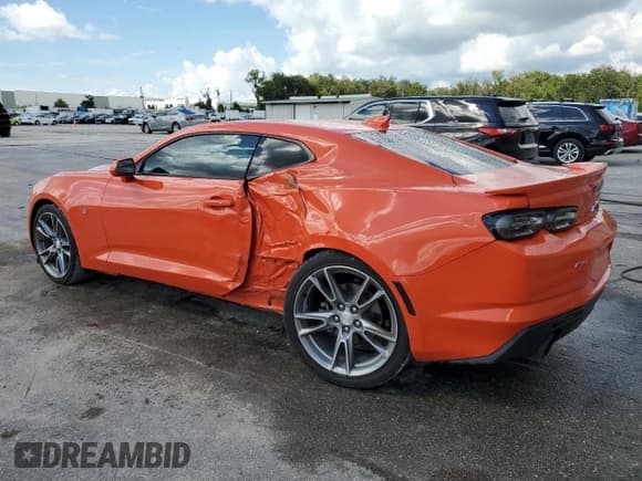 ✅ 2019 Chevrolet Camaro 2LT • VIN: 1G1FD1RX5K0111823 • Lot: 73771734. Listed on Copart with 43,840 mi. Free auction sales archive from the USA and detailed vehicle history report at DreamBid. Image 2.