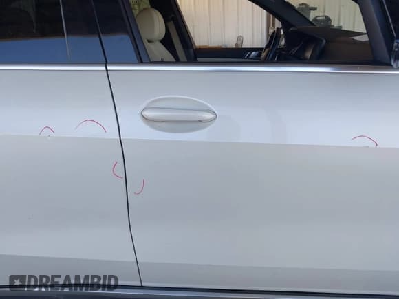 ✅ 2019 BMW X5 xDrive40i • VIN: 5UXCR6C59KLL21046 • Lot: 43353523. Wystawiony na IAAI z przebiegiem 91 785 mil. Bezpłatny archiwum sprzedaży aukcyjnych z USA i szczegółowy raport historii pojazdu na DreamBid. Zdjęcie 20.