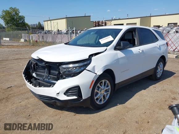 ✅ 2024 Chevrolet Equinox LS • VIN: 3GNAXHEG5RL272958 • Лот: 43160664. Опубликован ранее на IAAI с пробегом 1 607 миль. Бесплатный доступ к архиву аукционных продаж из США и подробный отчёт об истории автомобиля на DreamBid. Изображение 17.