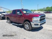 ✅ 2024 Ram 2500 Tradesman • VIN: 3C6UR5CL7RG363146 • Lot: 42139238. Wystawiony na IAAI z przebiegiem 8 394 mil. Bezpłatny archiwum sprzedaży aukcyjnych z USA i szczegółowy raport historii pojazdu na DreamBid. Zdjęcie 1.