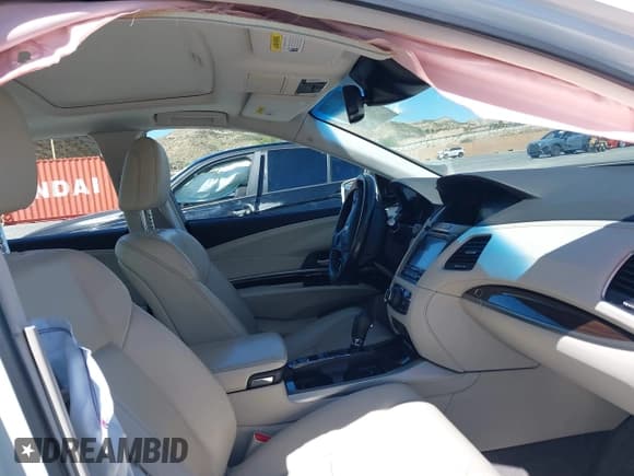 ✅ 2014 Acura RLX Technology • VIN: JH4KC1F51EC001557 • Lot: 41937077. Listed on IAAI with 45,392 mi. Free auction sales archive from the USA and detailed vehicle history report at DreamBid. Image 5.