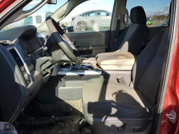 ✅ 2009 Dodge 1500 SLT • VIN: 1D3HV13T99S770609 • Лот: 82773345. Опубликован ранее на Copart с пробегом 129 628 миль. Бесплатный доступ к архиву аукционных продаж из США и подробный отчёт об истории автомобиля на DreamBid. Изображение 7.