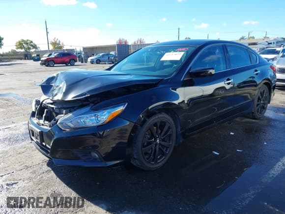 ✅ 2017 Nissan Altima S • VIN: 1N4AL3AP0HC243610 • Lot: 43737077. Listed on IAAI with 101,413 mi. Free auction sales archive from the USA and detailed vehicle history report at DreamBid. Image 18.